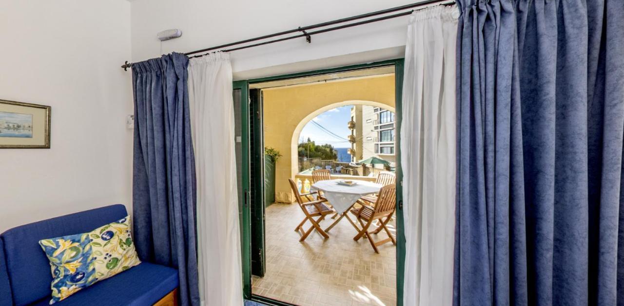 Apartment Xemxija *